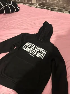 Outlet Iha just imus Huppari