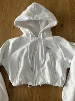 Best ICIW cropattu huppari