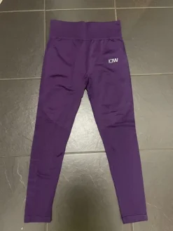 Hot ICIW violetit trikoot