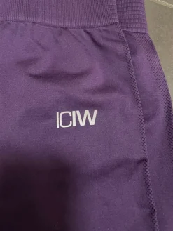 Hot ICIW violetit trikoot