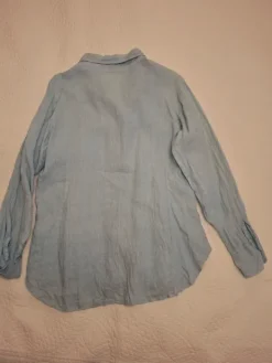 Hot Ihana 100% pellavaa oleva vaaleansininen kauluspaita