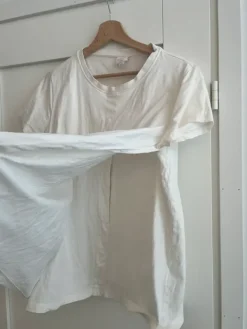 Best BOOB Imetyspaita