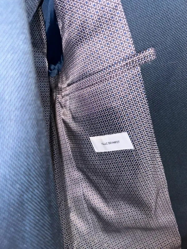 Hot Isaac Dewhirst puku