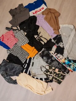 Hot Iso vaatepaketti