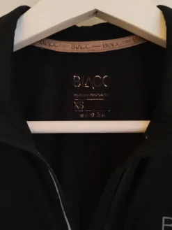 Hot Blacc Äitiys treenipaita