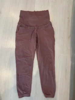 Discount House Äitiyshousut