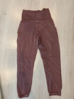 Discount House Äitiyshousut