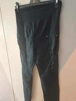 New H&M Mama Äitiyshousut