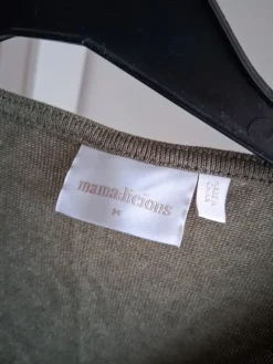 Best Mamalicious Äitiys/imetyspaita