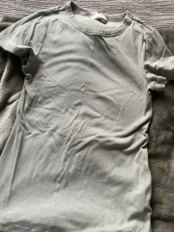 Outlet H&M Mama Äitiyspaita