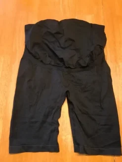 Online Äitiysshortsit