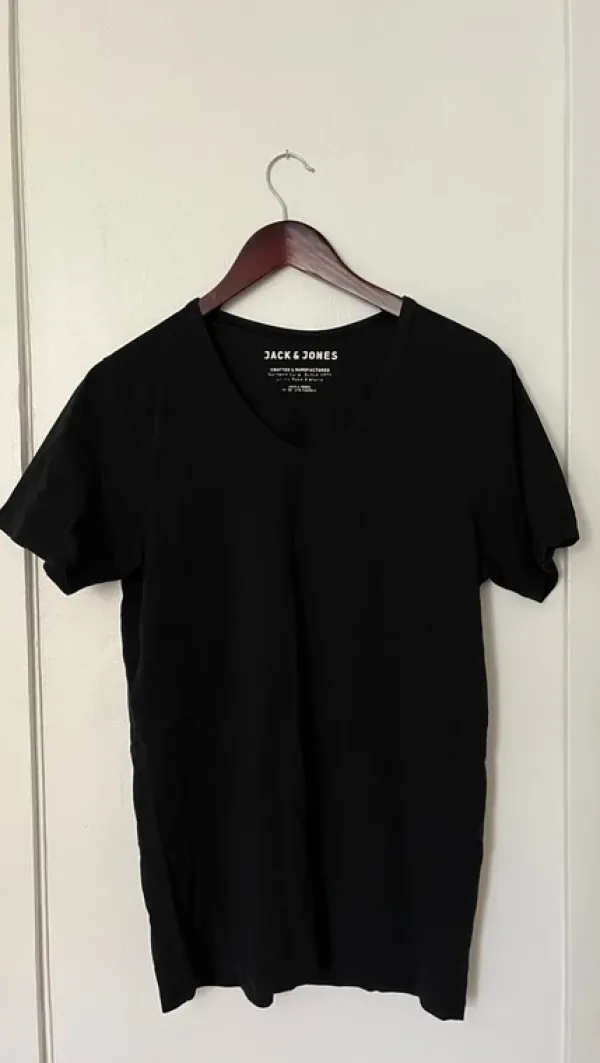 Best Jack & Jones in musta t-paita