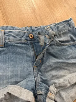 H&M Jeans shortsit