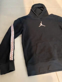 Online Jordan housut ja huppari