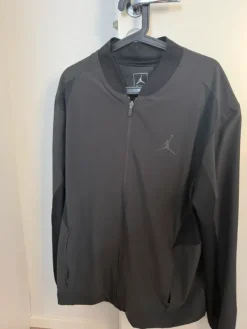 Hot Jordan light jacket