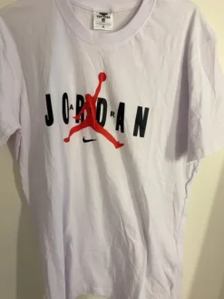 Best Jordan t-paita, koko M- Uusi