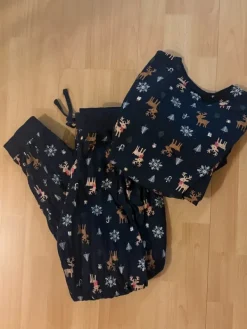 New Cubus Jouluaiheinen yöpukusetti