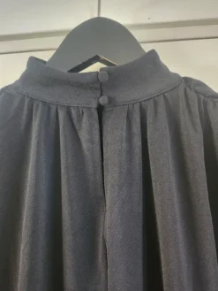 New H&M Juhlavampi pusero S (menee myös M/L)