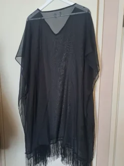 Online No Label kaftaani hapsuilla