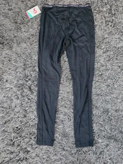 Best Kari Traa n villakerrastohousut