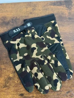 Hot Kariškos pirštinės