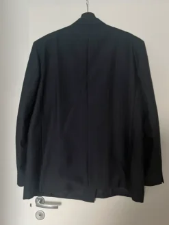 Clearance Karl Peters tummansininen puvuntakki