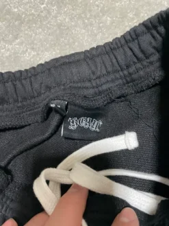 Corteiz Kean rhinestone shorts