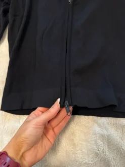 Discount Kevyt urheilutakki