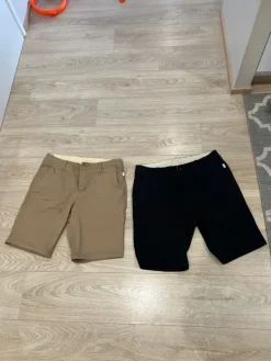 Hot Vailent 2kpl shortsit