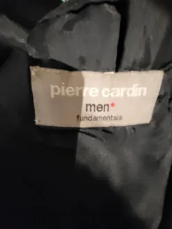 Discount Pierre Cardin Kuin uusi pikkutakki