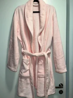 New Anna Field Kylpytakki