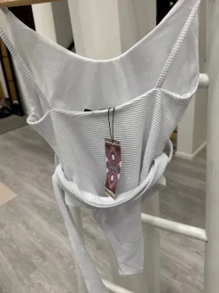 New Boohoo Käyttämätön kokouikkari