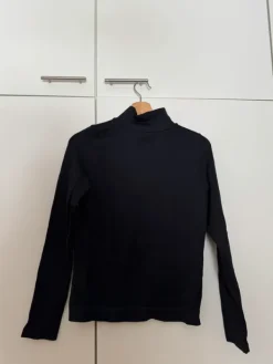 Discount Käyttämättä jäänyt treenipaita