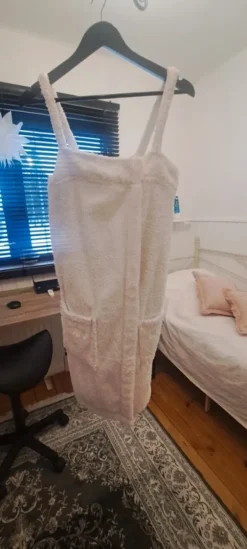 New Luin Living Laadukas, kerran pidetty ja pesty Luin Livin kietaisupyyhe