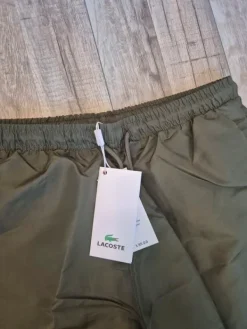 Sale Lacoste maudymosi glaudes