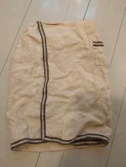 Clearance Helmi Vuorelma Lannepyyhe ja tossut