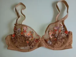 Online Lascana rintaliivit 80c