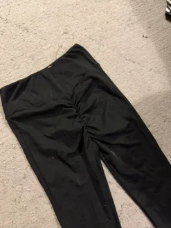 Discount Shein Leveälahkeiset housut