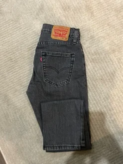 Best Levis 512 men size 29/30 grey