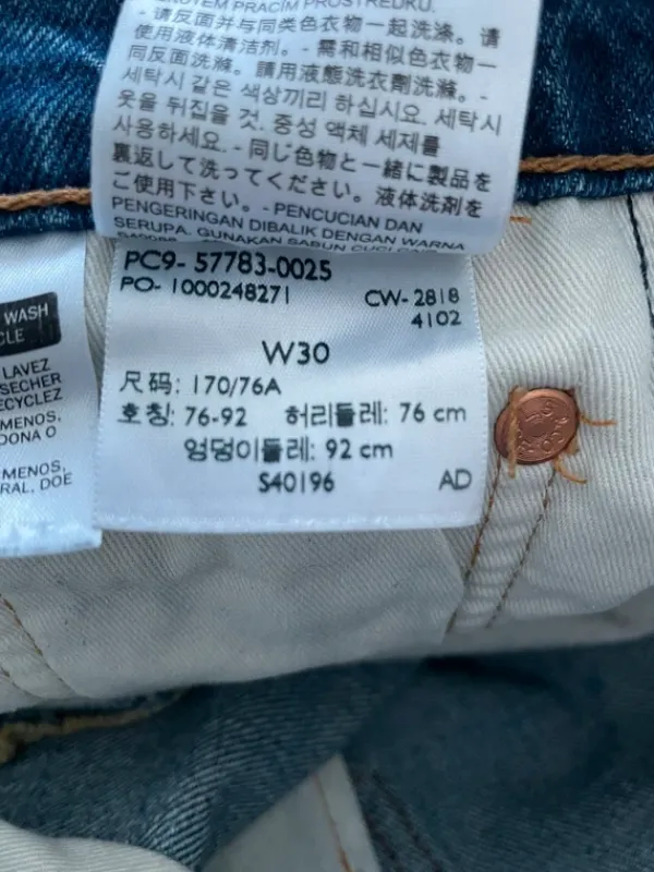 Best Levi Strauss & Co. Levis farkut