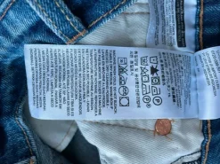 Best Levi Strauss & Co. Levis farkut