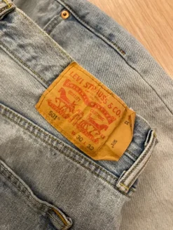 Sale Levi Strauss & Co. Levi’s farkut- W30 ja L32