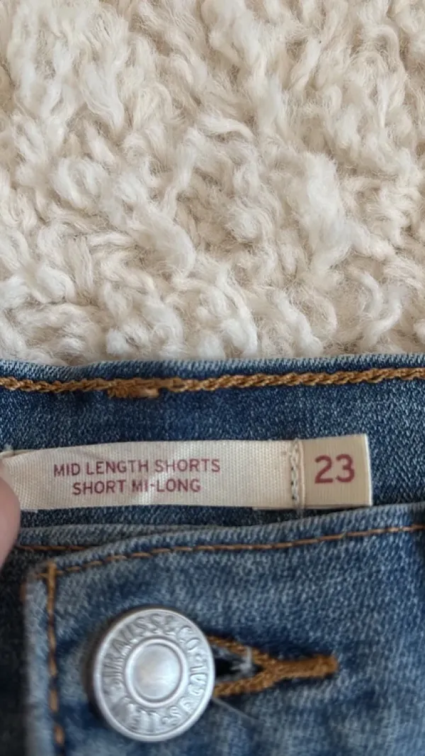 Best Levi Strauss & Co. Levis hame