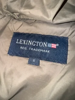 Hot Lexington untuvatakki S