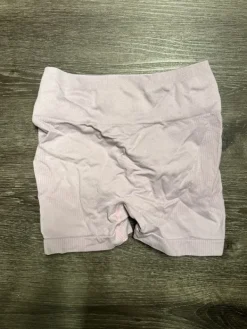 Online Light purple training shorts