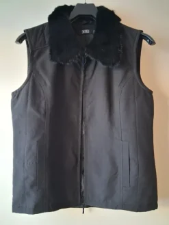 Online Santarelli Liivi karvakauluksella