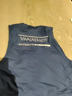 Liivi riipputaskuilla