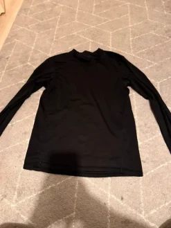 Hot Liukas pitkähihainen