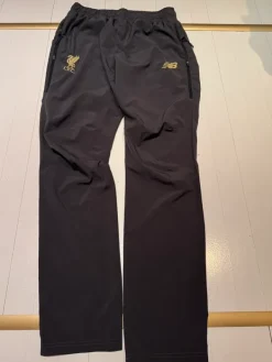 Online New Balance Liverpool housut