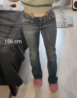 Outlet Gina Tricot Low waist bootcut petite farkut